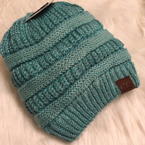 C.C Messy Bun Beanie, NWT, Soft Teal - Picture 2 of 8